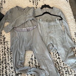 2 Sets of Cotton -Polyester Fleece Baselayer Thermal Underwear Men’s Medium Gray